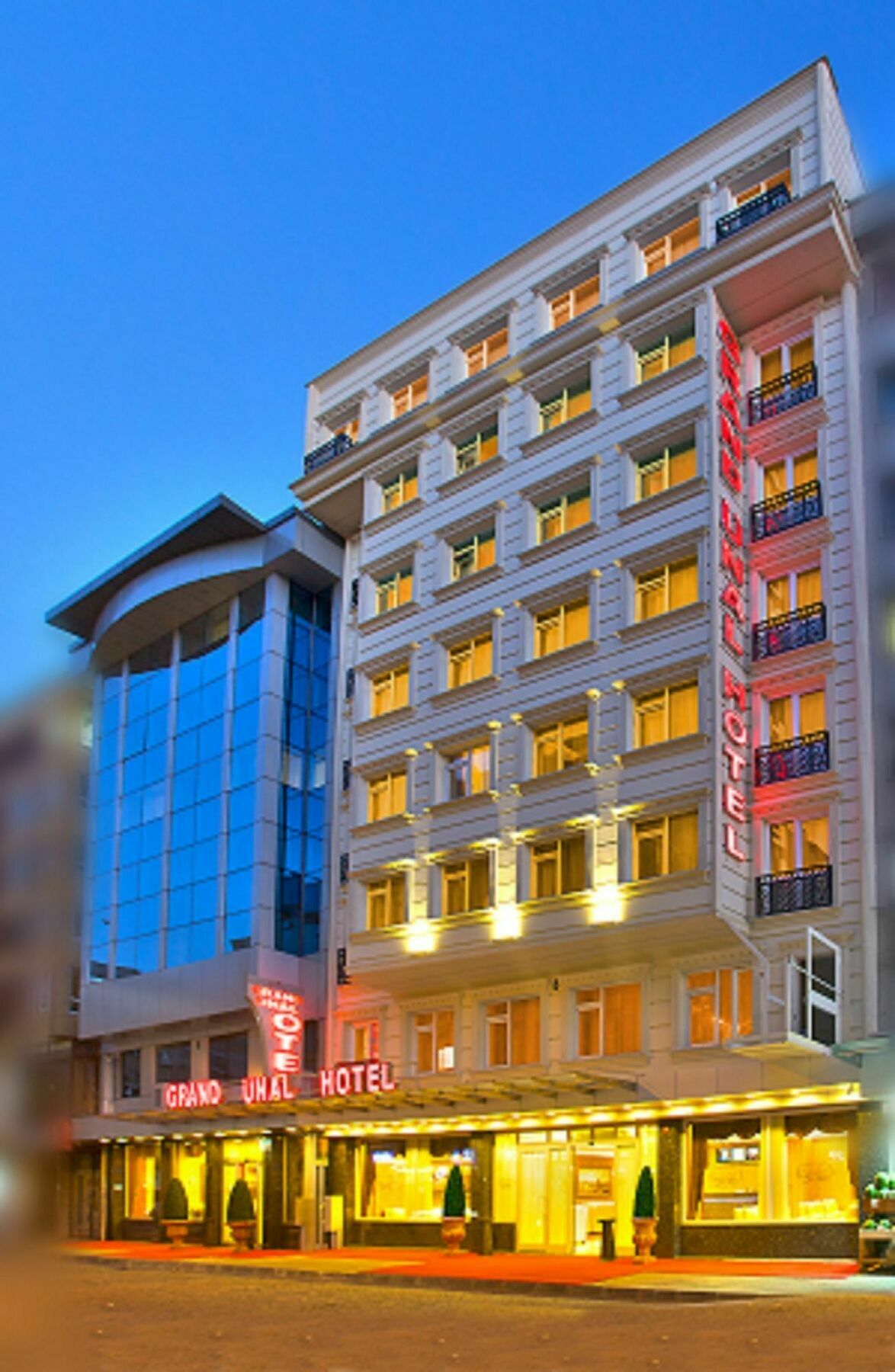 グランド ウナル ホテル イスタンブール エクステリア 写真